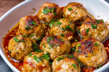 Easy and Healthy Juicy Baked Chicken Meatballs